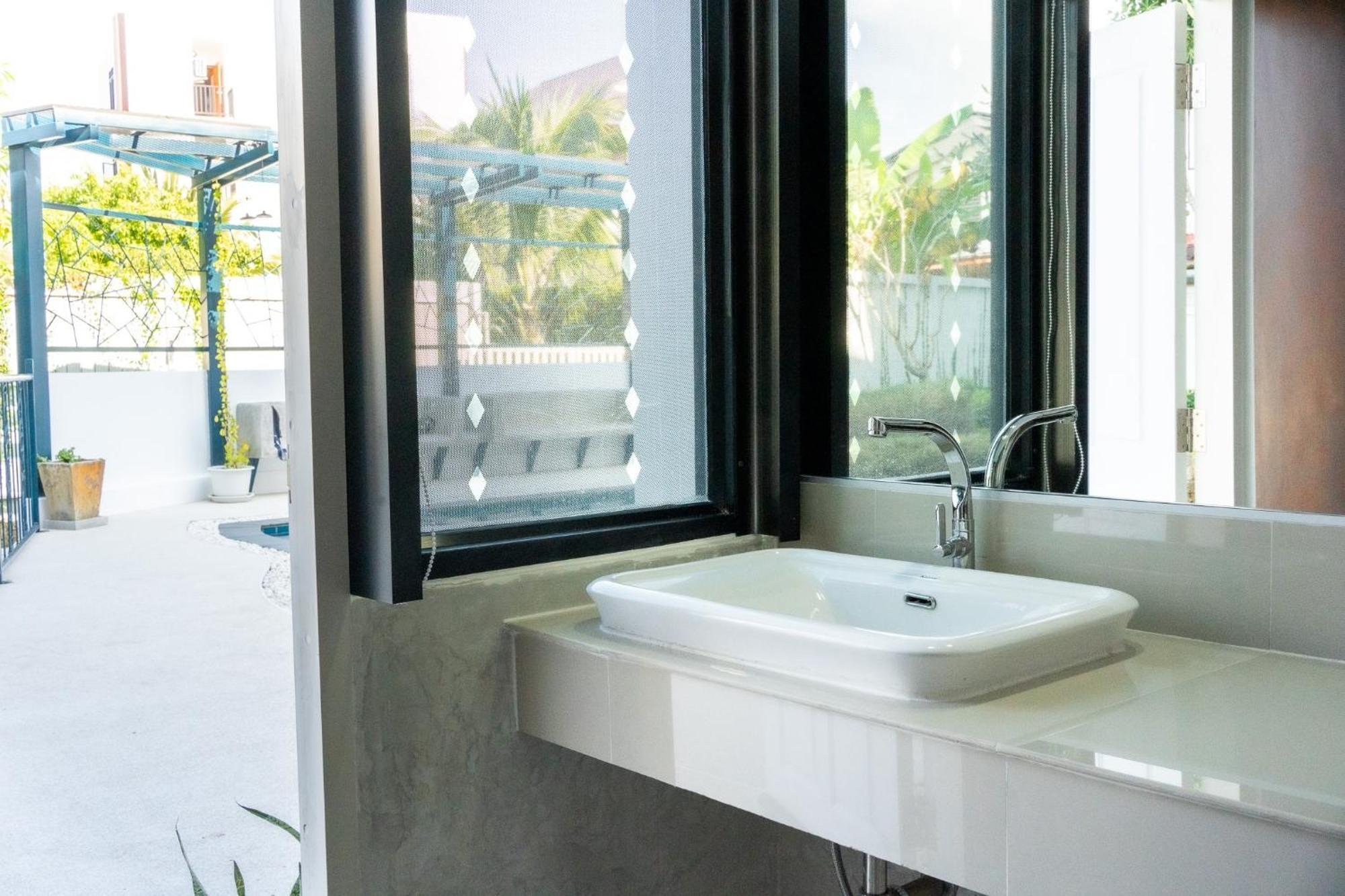 Singharaj Boutique Hotel Chiang Mai Buitenkant foto