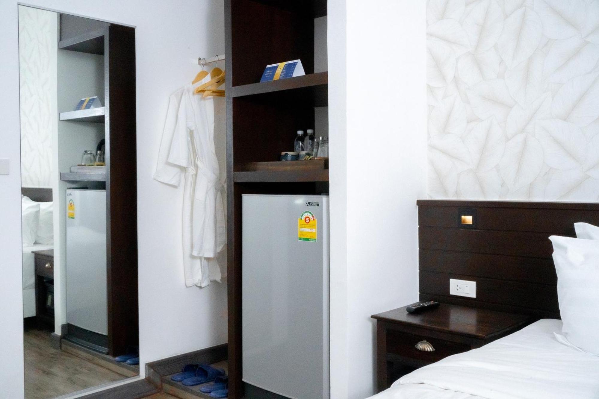 Singharaj Boutique Hotel Chiang Mai Buitenkant foto